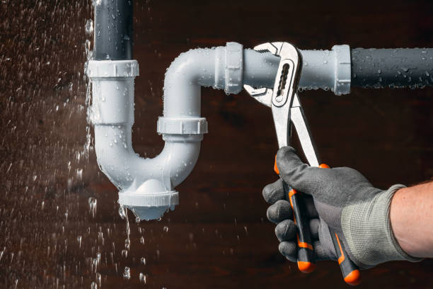Professional Leak Detection technician working in Davidson, NC